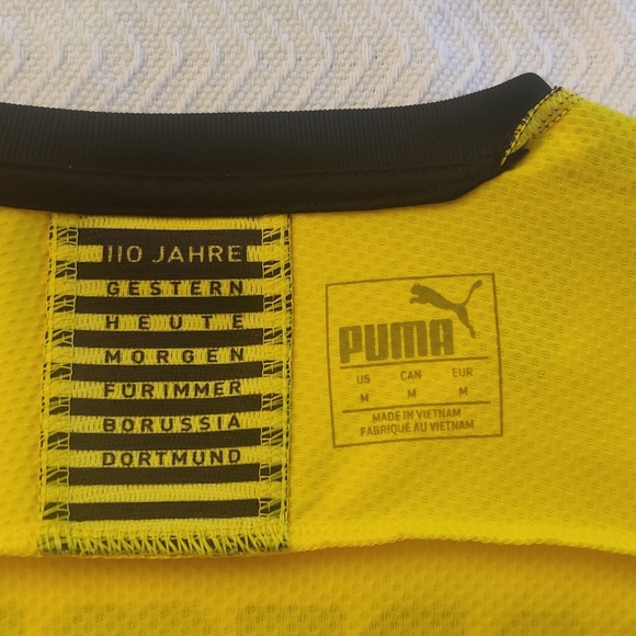 Borussia Dortmund AUTHENTIC Home Jersey 2019/2020 - Size M - Picture 4 of 7